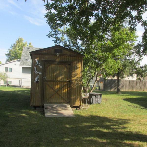 2000 Holly Park Glenmore Mobile Home