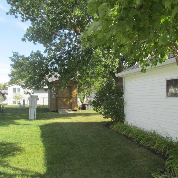 2000 Holly Park Glenmore Mobile Home