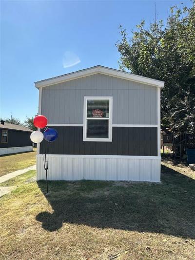 Mobile Home at 24 Colonial Drive, Hutchins, Tx 75141 Hutchins, TX 75141