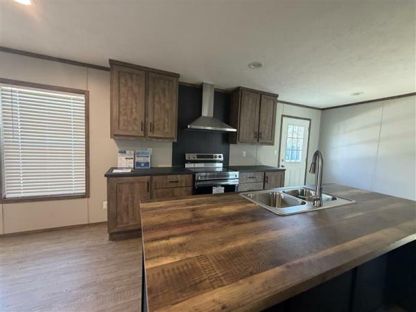 2026 Clayton - Epic Hudson Mobile Home