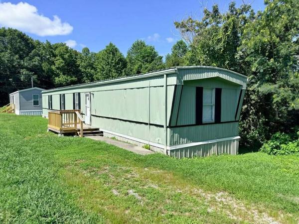 1985  Mobile Home For Sale