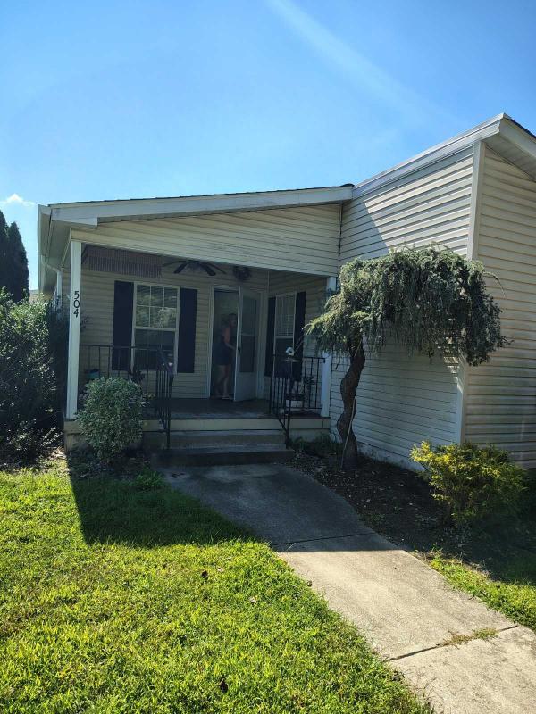1995 Pine Grove Mobile Home For Sale