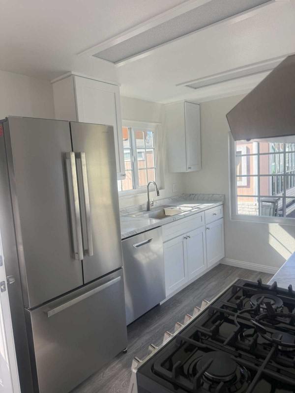 1985 Goldenwest Manufactured Home