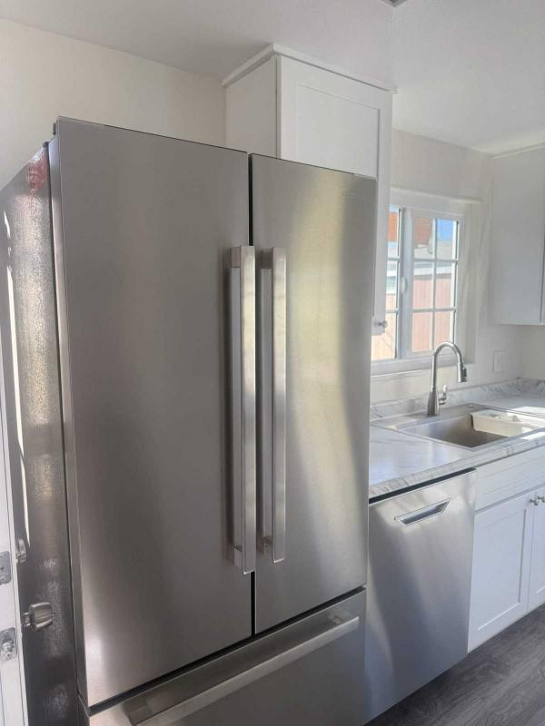 1985 Goldenwest Manufactured Home