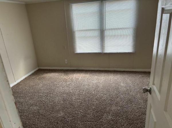 1997 Oakwood Mobile Home