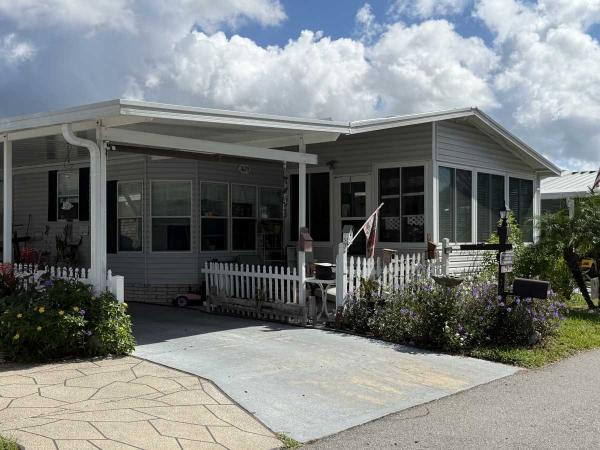 Photo 1 of 2 of home located at 1029 Hook Lane Winter Haven, FL 33881
