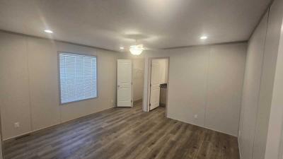 Photo 5 of 11 of home located at 4589 Peak Drive #191 Joplin, MO 64801