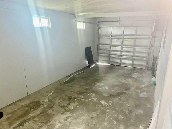 1984 BARR HS Mobile Home