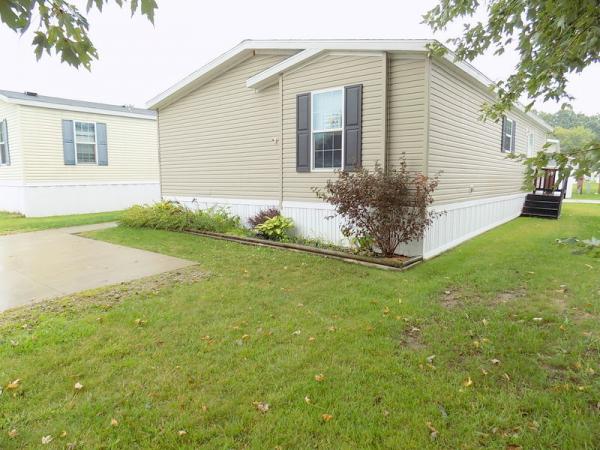 2016 Champion Redman Advantage Manufactured Home