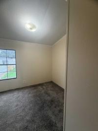 1987 Schult Manufactured Home