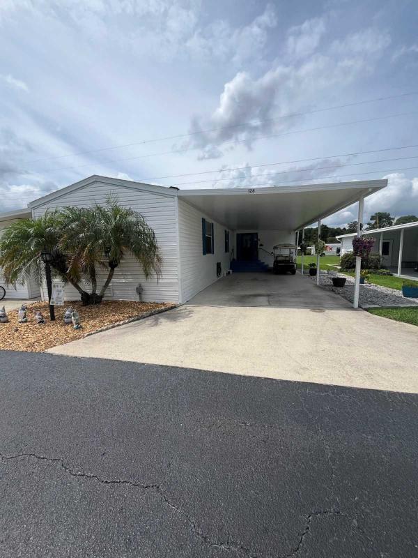 Photo 1 of 2 of home located at 3800 Bruce Blvd, Lot 126 Lake Wales, FL 33898