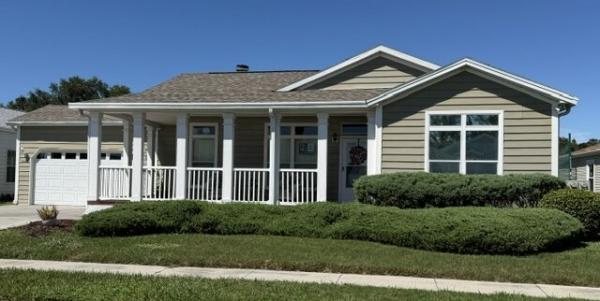2005  Mobile Home For Sale