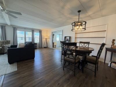 Photo 4 of 8 of home located at 190 Poinciana Drive Ellenton, FL 34222