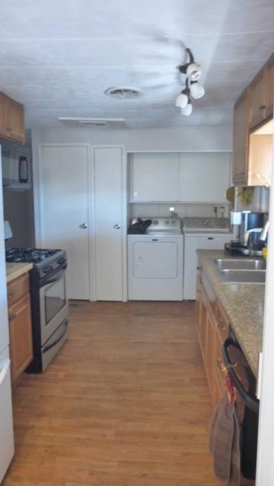 Photo 4 of 38 of home located at 2701 E Utopia Rd #9 Phoenix, AZ 85050