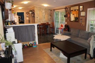 Photo 3 of 8 of home located at 100 Gordon Lane Gansevoort, NY 12831