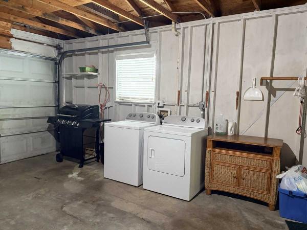 1989 Sunc  HS Manufactured Home