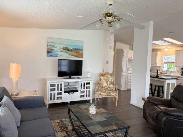1989 Sunc  HS Manufactured Home
