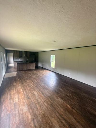 Photo 2 of 15 of home located at 1062 Robinson Road McComb, MS 39648