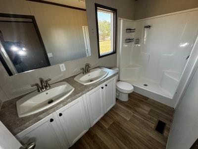 Photo 3 of 10 of home located at 9655A Southeast 2140 Road Corsicana, TX 75109