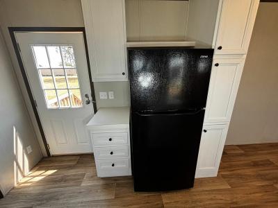 Photo 4 of 10 of home located at 9655A Southeast 2140 Road Corsicana, TX 75109