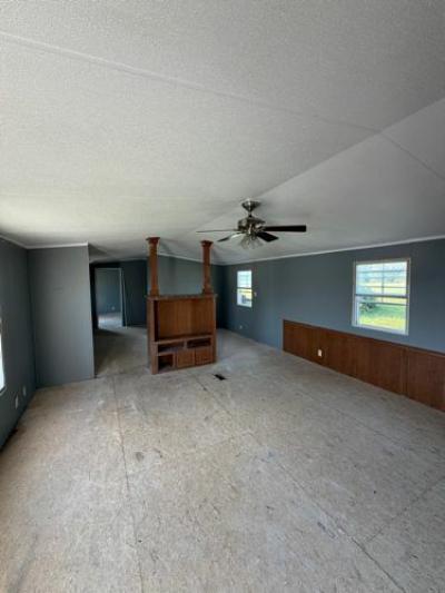 Photo 3 of 12 of home located at 33 Appaloosa Trail Corbin, KY 40701