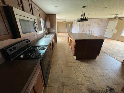 Photo 3 of 15 of home located at 530 Main Project Road Schriever, LA 70395