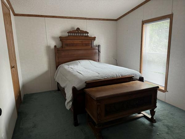 1996 Four Seasons Mobile Home