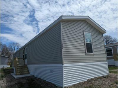 Photo 3 of 16 of home located at 306 Oak Lane Mankato, MN 56001