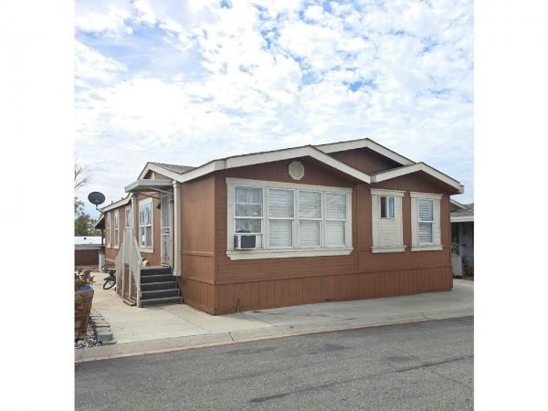 9248 Golden West Homes INC Mobile Home For Sale