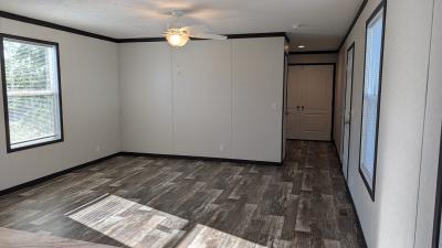 Photo 3 of 7 of home located at 246 Kelly Ct Highland, MI 48357