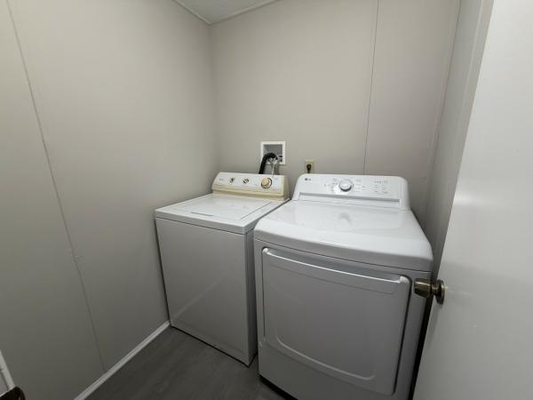 1986 FUQU 1765T Mobile Home