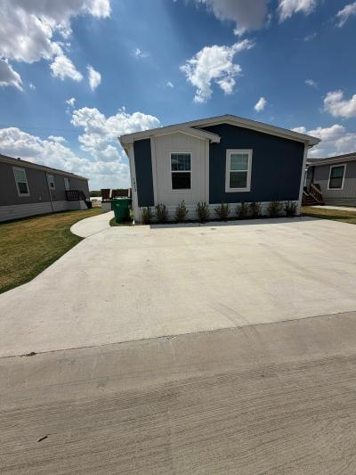 Mobile Home at 1023 Keswick Rd Lot Kw1023 Wilmer, TX 75172