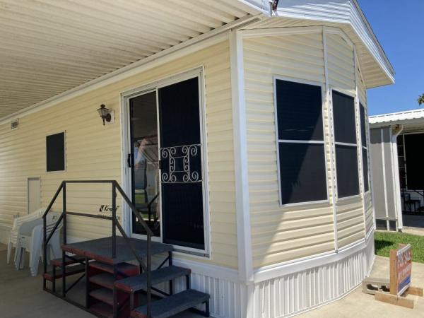 1995 Kropf M-3334 Mobile Home