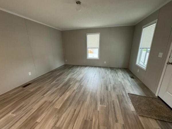 Photo 1 of 2 of home located at 1345 Sarnia Street Lot 424 Muskegon, MI 49444