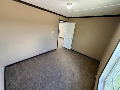 Photo 5 of 6 of home located at 8490 Kirsten Dr Newport, MI 48166