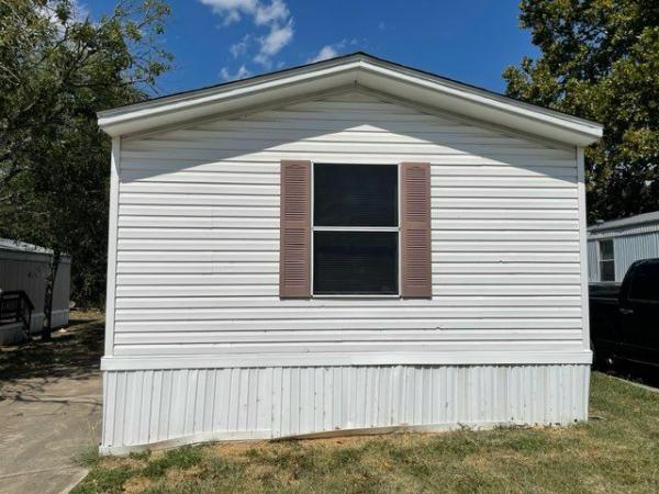 2002 Clayton Homes Inc Mobile Home For Sale