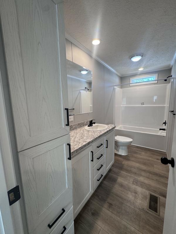 2027 Champion RAPF2848H32171 Mobile Home