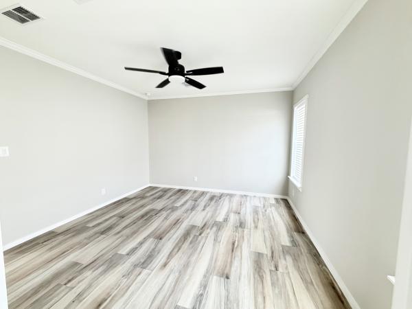 2025 Palm Harbor 340EL28522E Mobile Home