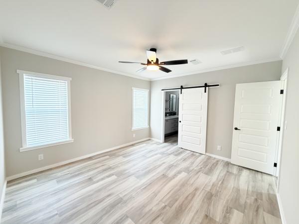 2025 Palm Harbor 340EL28522E Mobile Home