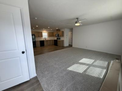 Photo 5 of 12 of home located at 997 Estate Drive Flint, MI 48506