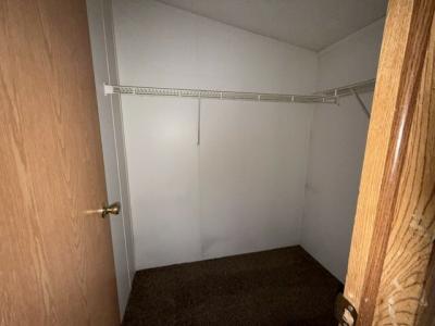 Photo 4 of 15 of home located at 358 Evergreen Road Flint, MI 48506