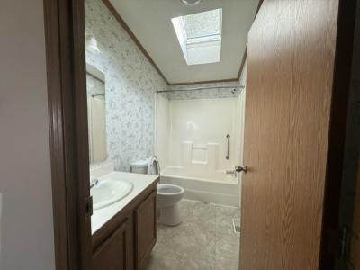 Photo 2 of 10 of home located at 394 Pin Oak Lane Flint, MI 48506