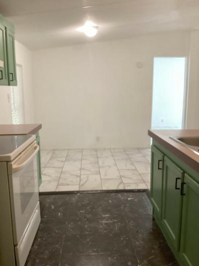 Photo 5 of 33 of home located at 1337 Marsh Creek Lane Orlando, FL 32828