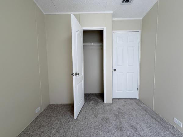 2017 Legacy Housing LTD  Home