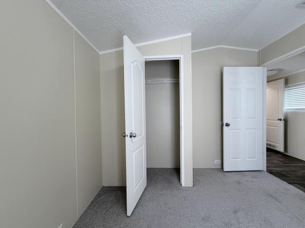 2017 Legacy Housing LTD  Home