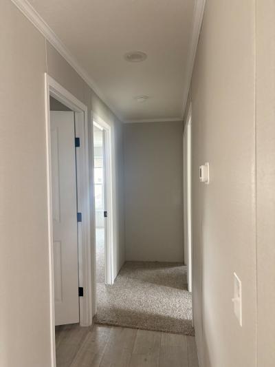 Photo 5 of 7 of home located at 162 Fontana St. SE Grand Rapids, MI 49548