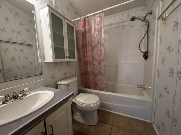 1995 Fleetwood 2138 Mobile Home