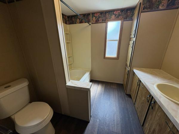 1985 Schult NA Mobile Home