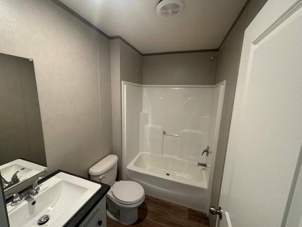 2026 22CCS16763BH26  Home