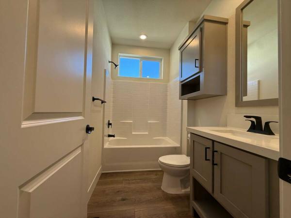 2026 71HRR28563DH26  Home